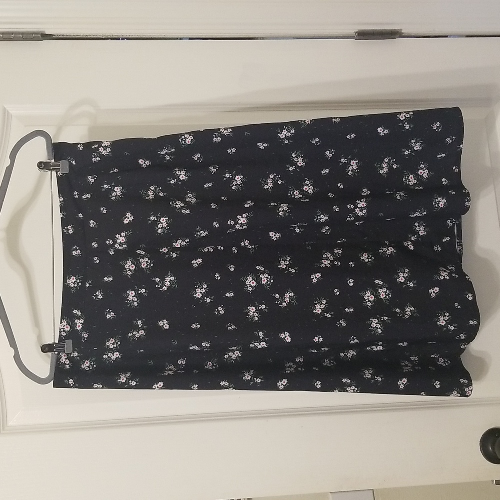 SHEIN Curve Navy Blue with White,Red and Green Floral Skirt Size 0XL